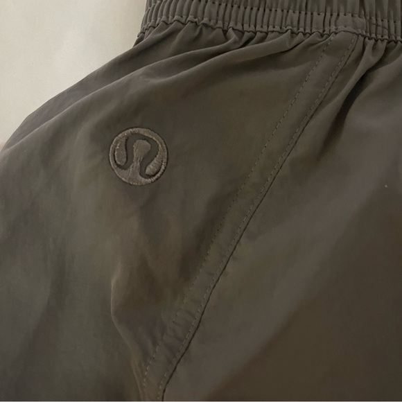 New Lululemon Rushed High Rise Mini Skirt $88 XS - Picture 10 of 12